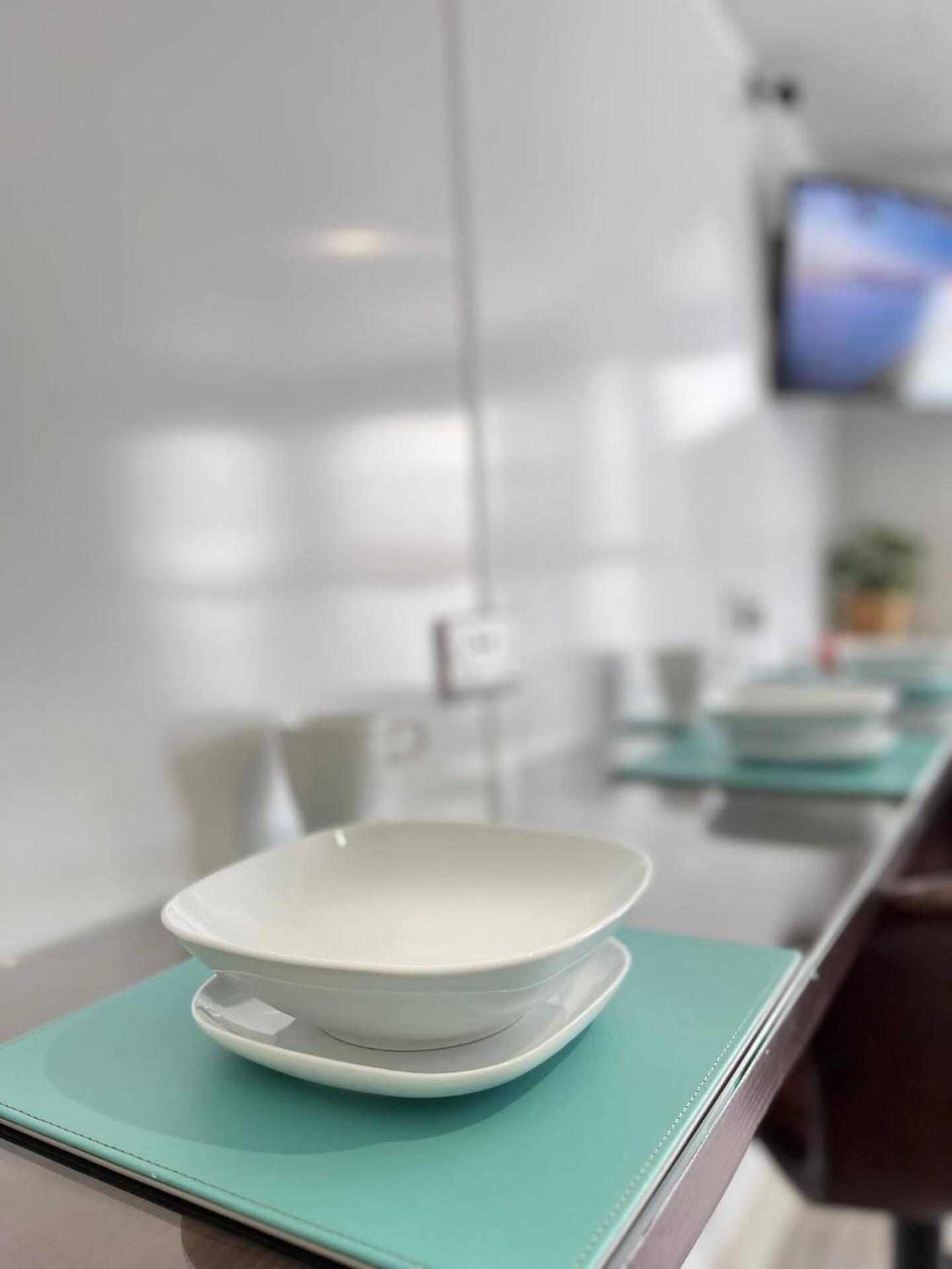 12 Luxury Living Chic Steps From Hove