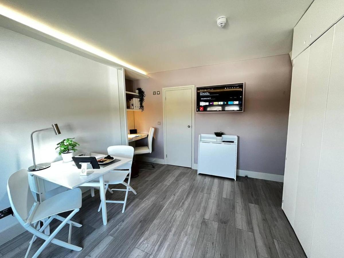 12 Luxury Living Chic Steps From *